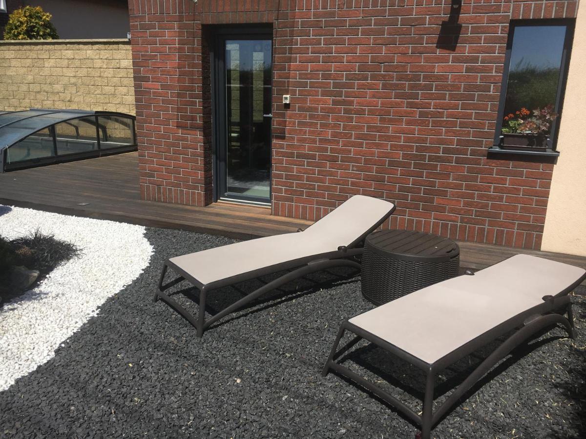 Apartament Tiny House With Private Pool Janosikova Zewnętrze zdjęcie