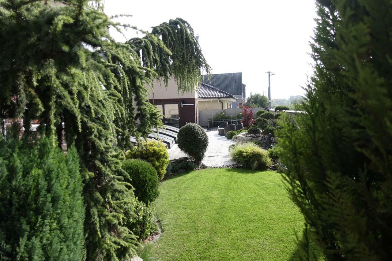 Apartament Tiny House With Private Pool Janosikova Zewnętrze zdjęcie