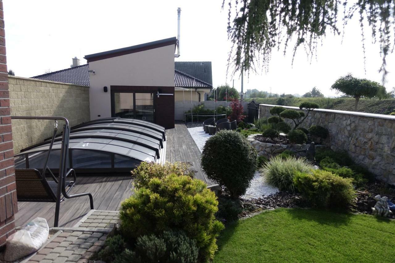 Apartament Tiny House With Private Pool Janosikova Zewnętrze zdjęcie